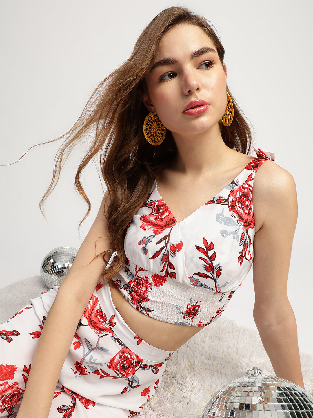 Stylish Women's Floral Print Co-ord Set, White with Red Roses