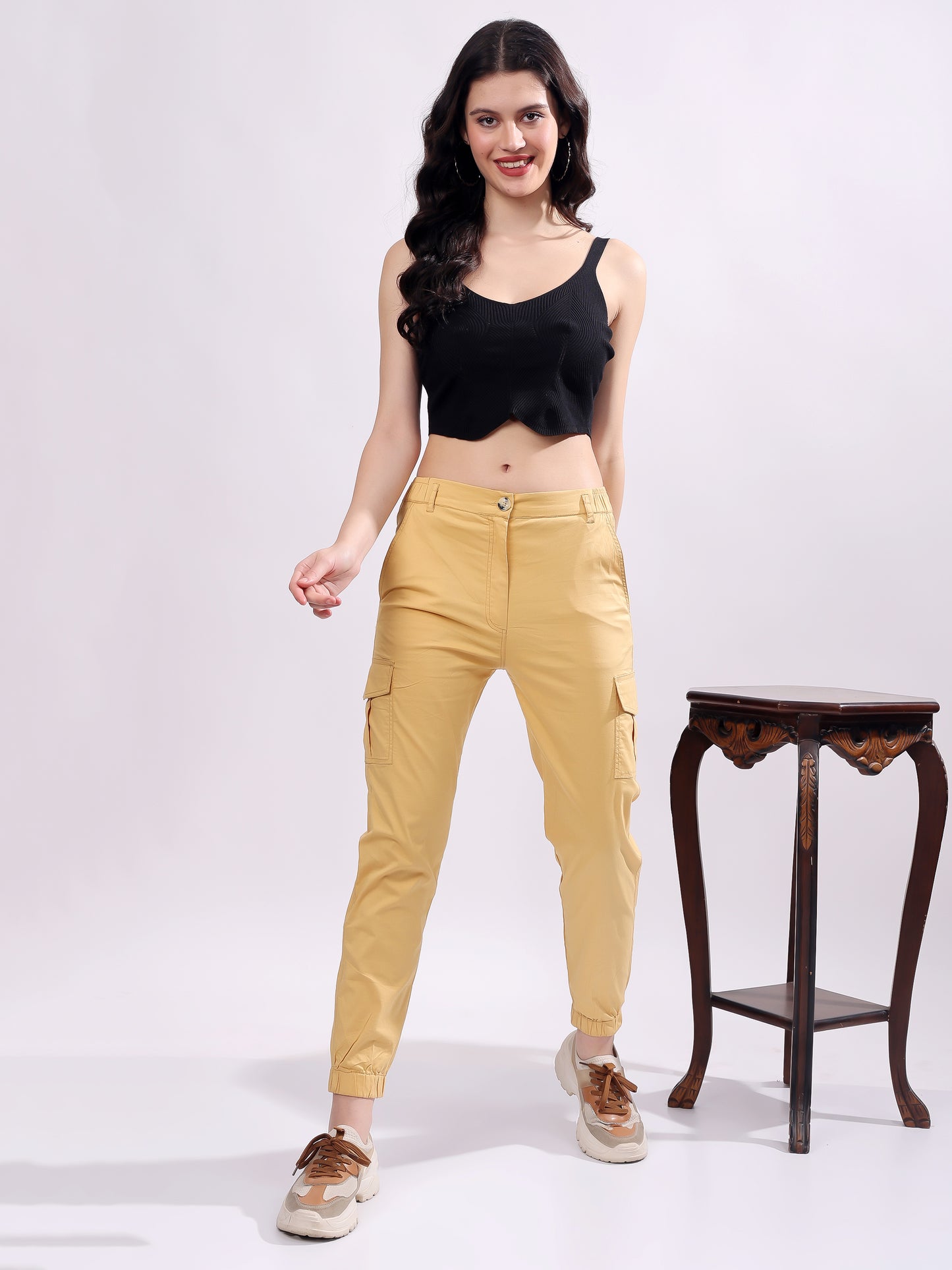 Women Pure Cotton Mid-Rise Cargo Joggers