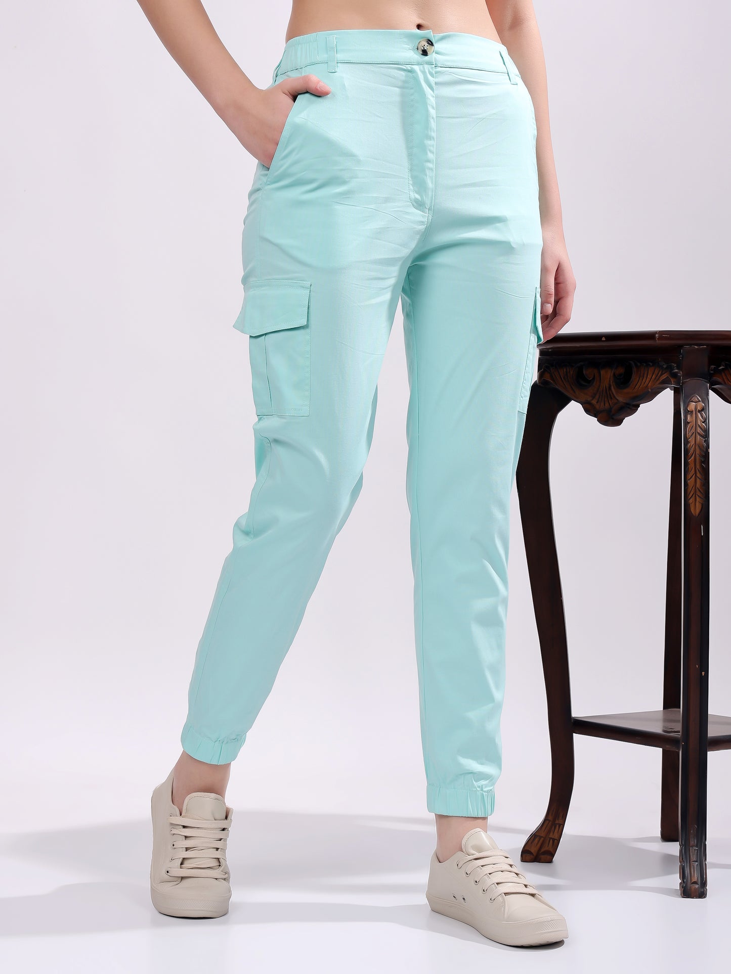 Women Pure Cotton Mid-Rise Cargo Joggers