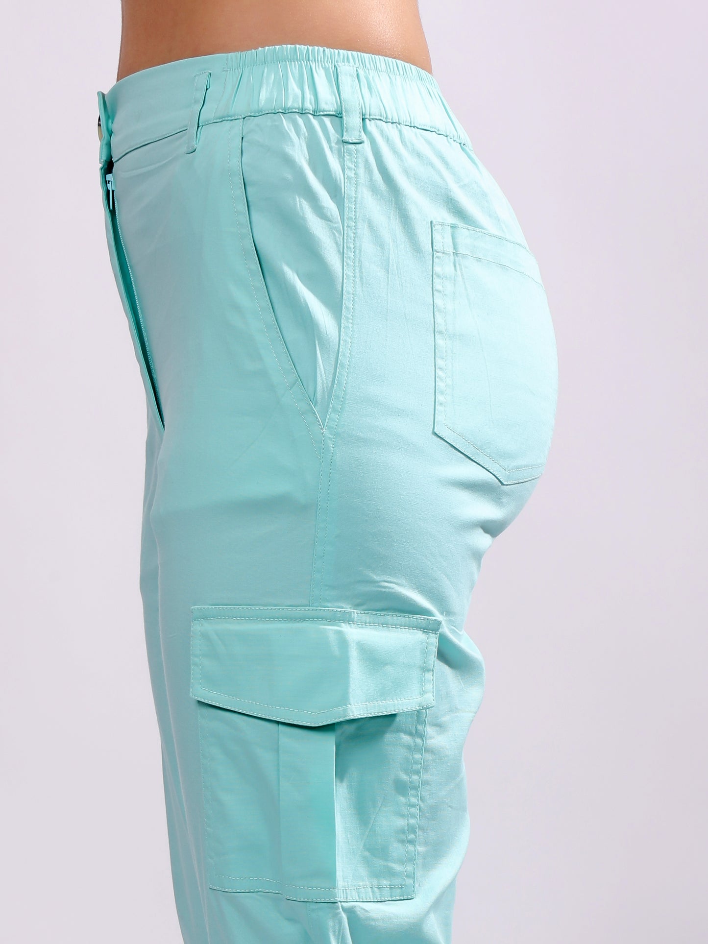 Women Pure Cotton Mid-Rise Cargo Joggers
