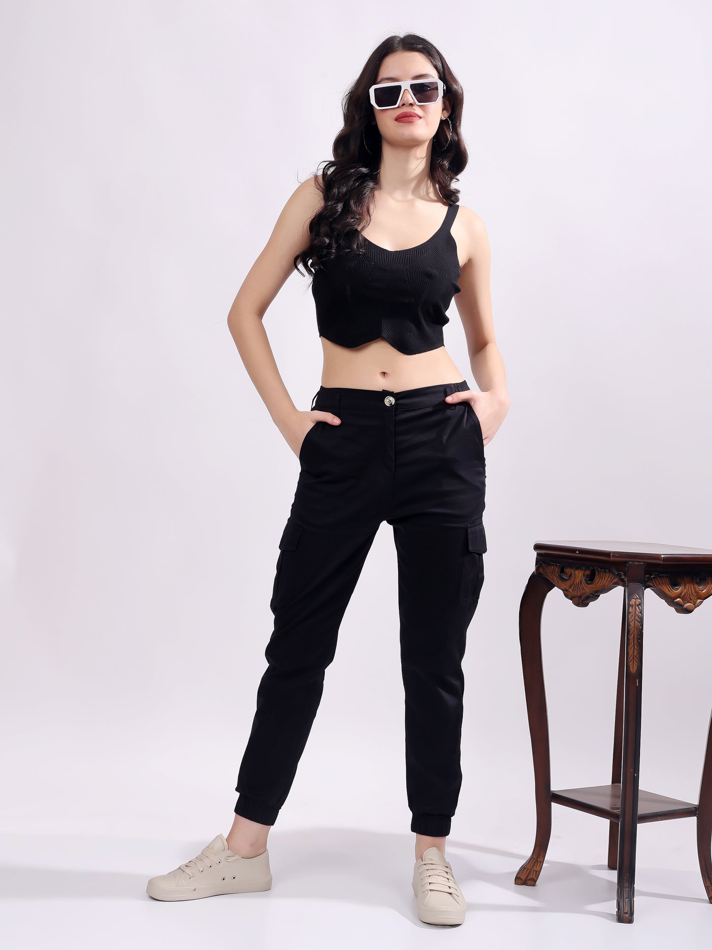 Women Pure Cotton Mid-Rise Cargo Joggers