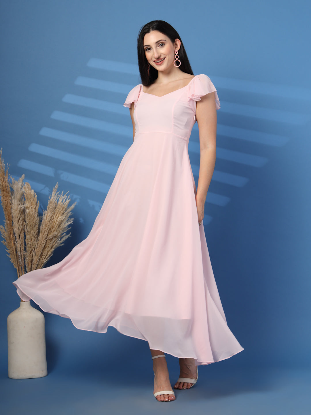 Solid Georgette Fit & Flare Dress Sleeveless, Sweetheart Neck Strape Frill Pattern