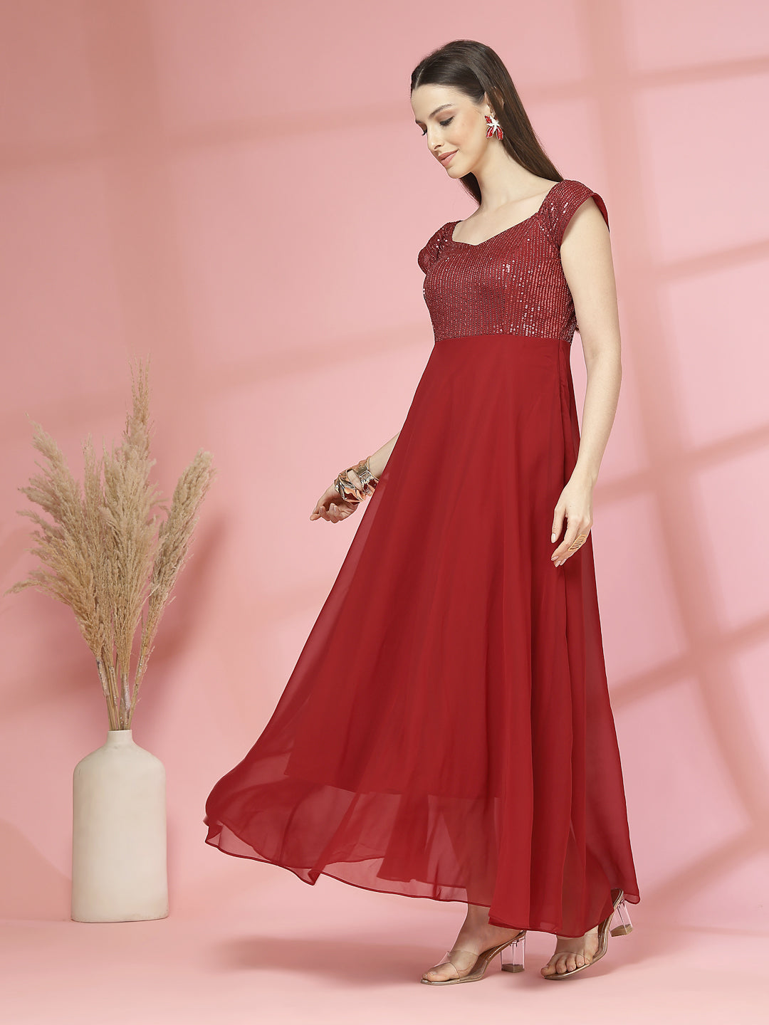 Zara Solid Sequin Fit & Flare Dress Sleeveless, Sweetheart Neck Strape Frill Pattern