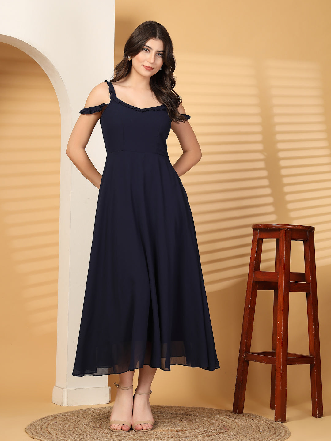 Solid Georgette Long Dress, Neck Frill Sleeveless