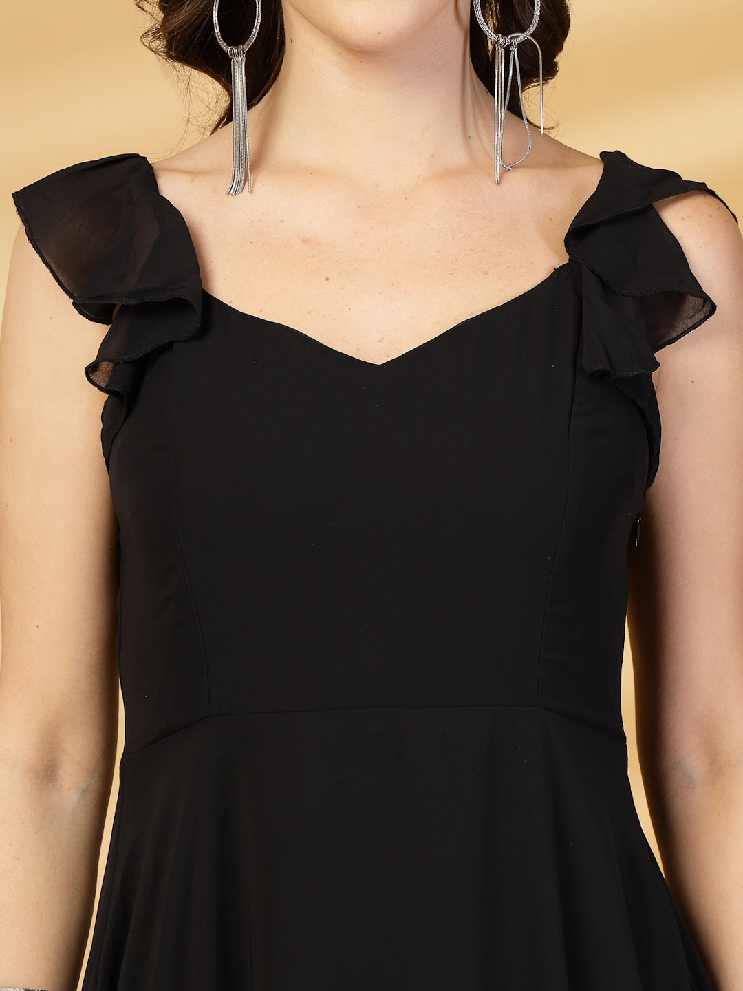 Solid Georgette Fit & Flare Dress Sleeveless, Sweetheart Neck Strape Frill Pattern