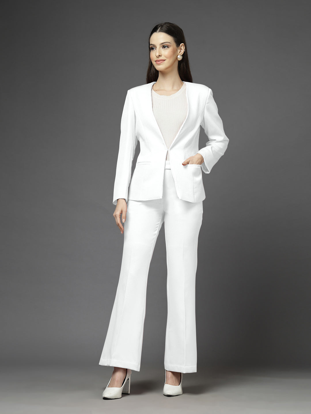 Women Solid Single-Breasted Two-Piece Suit