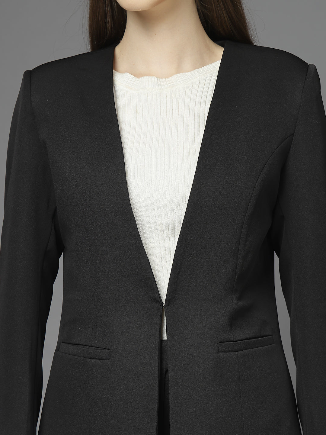 Women Solid Single-Breasted Two-Piece Suit