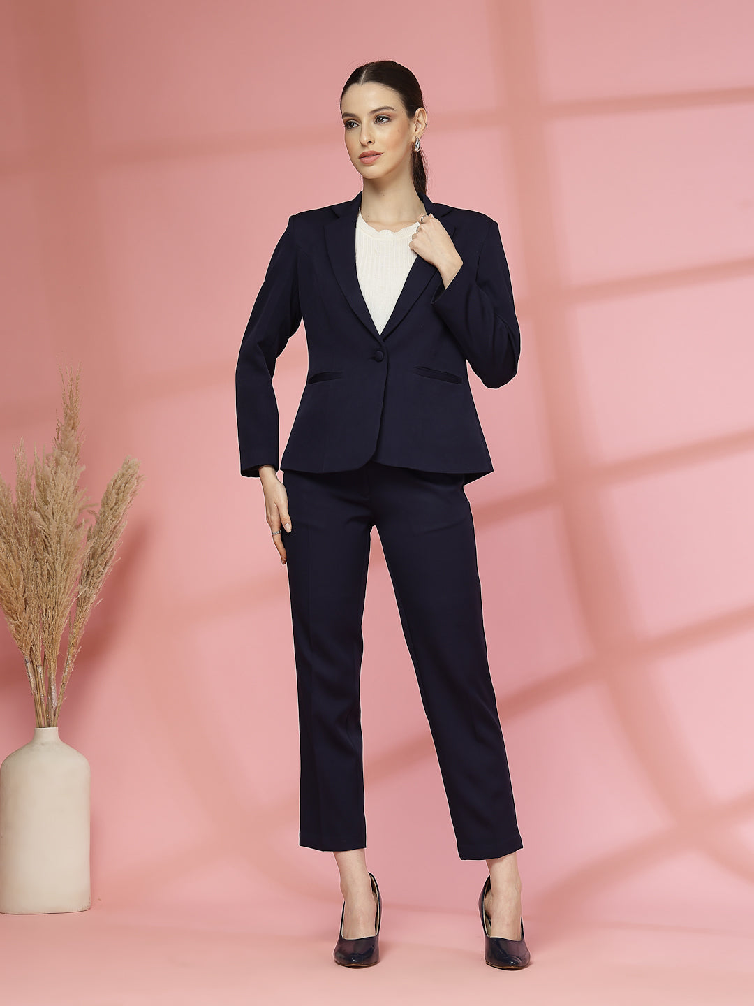 Women Single-Breasted Two-Piece notched lapel Collar Formal Suit