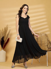 Solid Georgette Fit & Flare Dress Sleeveless, Sweetheart Neck Strape Frill Pattern