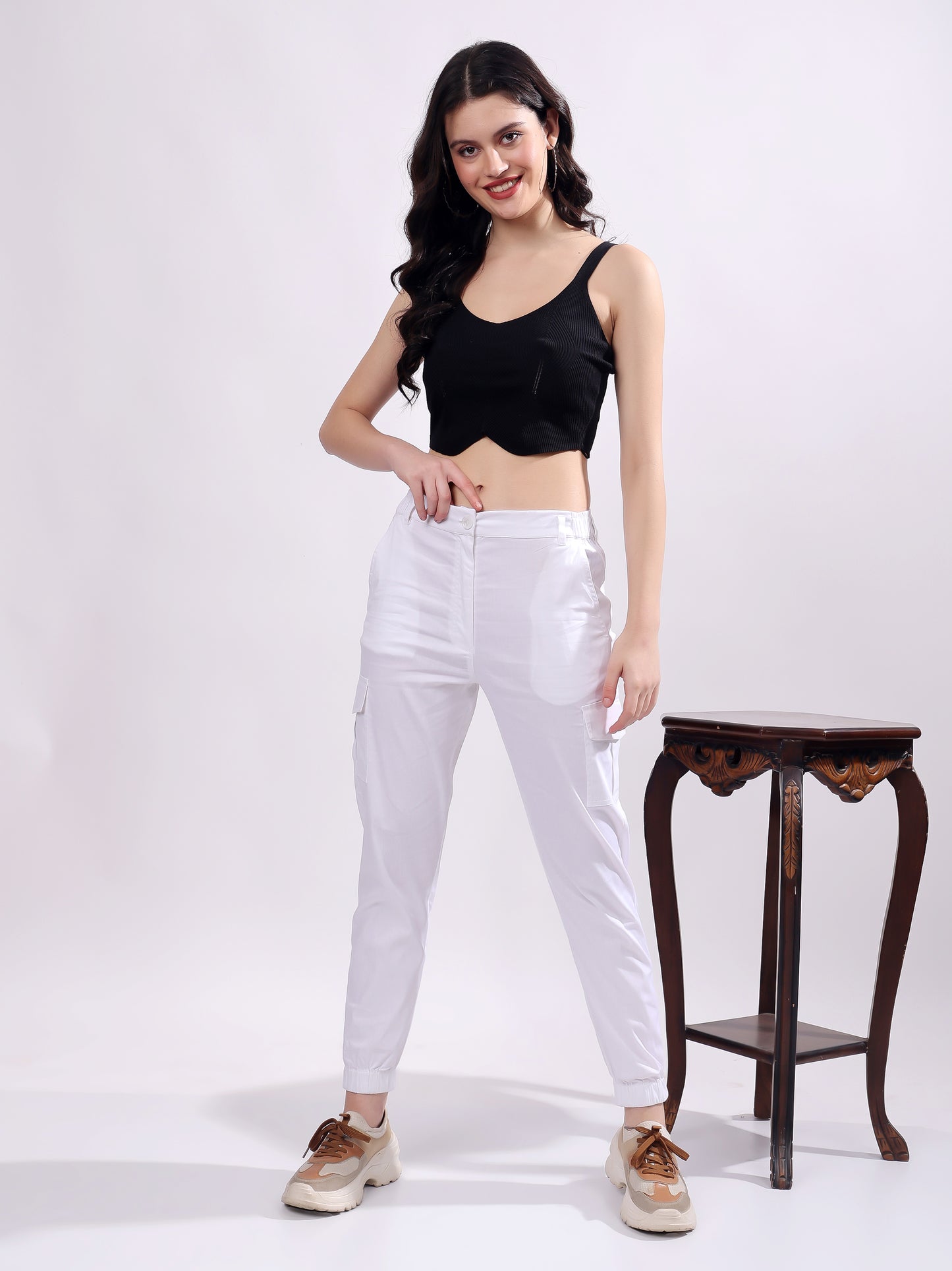 Women Pure Cotton Mid-Rise Cargo Joggers