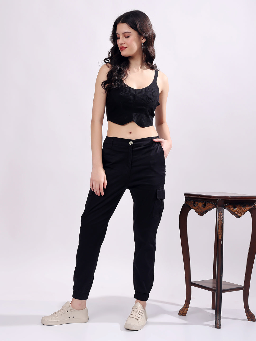 Women Pure Cotton Mid-Rise Cargo Joggers