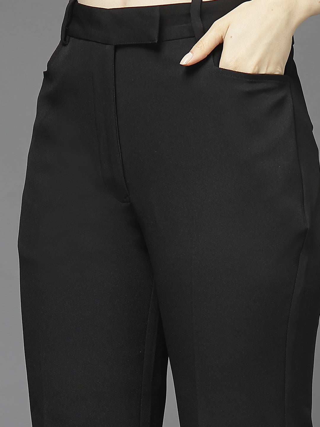 Women Solid Single-Breasted Two-Piece Suit
